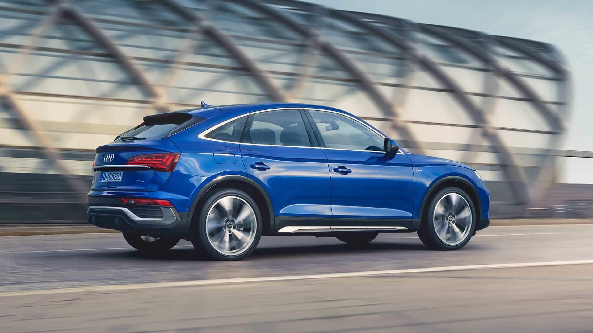 Audi Q5 Sportback 2024 Giá lăn bánh và khuyến mãi T11/2024