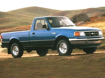 Ford Ranger 1993 có thiết kế bóng bẩy hơn so với thế hệ trước