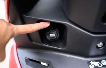 Sạc USB loại A có trên phiên bản Thể Thao và Đặc Biệt