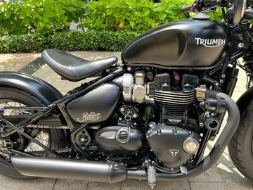 Bonneville Bobber sở hữu động cơ xi-lanh đôi 1200cc tăng khả năng bứt tốc