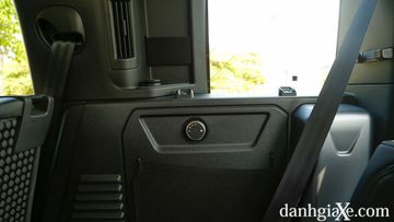 Danh gia chi tiet xe Land Rover Defender 110 2021