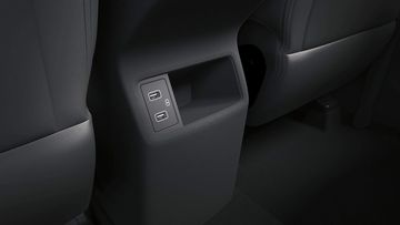 Cổng sạc hàng ghế sau