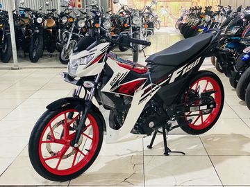 Suzuki Satria 2023 sở hữu kiểu dáng Hyper-Underbone trông gọn gàng và linh hoạt
