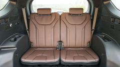 Hàng ghế thứ ba phù hợp cho chiều cao trung bình 1m65