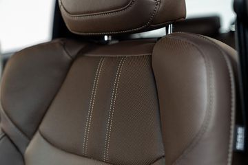 Thiết kế ghế trên All New Mazda BT-50 áp dụng công nghệ thiết kế ghế tiên tiến nhất của hệ thống Skyactiv-Vehicle Architecture
