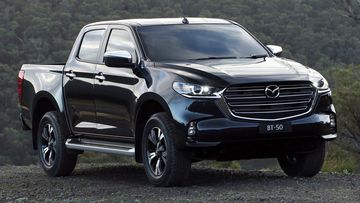 Mazda rất chú trọng đến sự an toàn của người dùng khi trang bị cho mẫu xe bán tải này một danh sách đầy đủ các tính năng