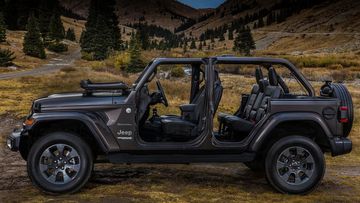 Jeep Wrangler 2023 là chiếc xe hiếm hoi trên thị trường có thân xe tháo rời từng phần