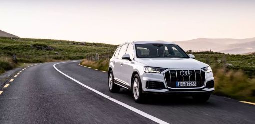 Audi Q7 2023: Giá lăn bánh và khuyến mãi T3/2023