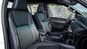 Vị trí ghế lái có thể chỉnh điện 8 hướng