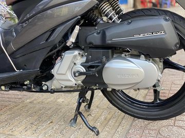 Trái tim của Suzuki Impulse 2023 nằm ở khối động cơ xi-lanh đơn, 4 thì, làm mát bằng không khí