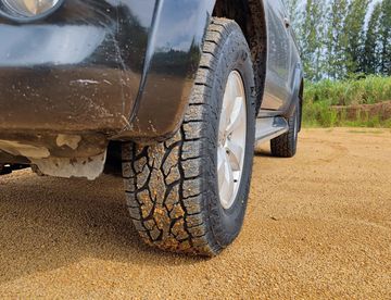 Crosswind A/T chinh phục mọi địa hình