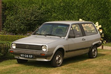 Volkswagen Polo đời xe thứ 2 phiên bản năm 1982