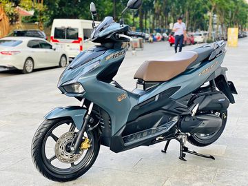 Honda Air Blade 160 2024 lấy cảm hứng từ hình ảnh tia sét