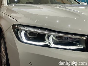 Danh gia so bo xe BMW 740Li LCI 2020