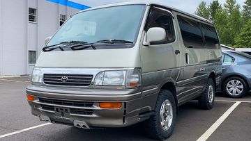 Toyota Hiace thế hệ đầu tiên tại Việt Nam