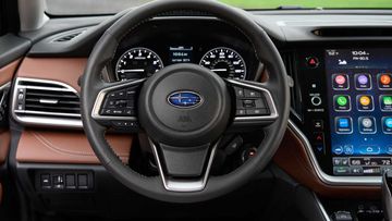 Vô lăng 3 chấu bọc da