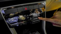 Điều hòa Volkswagen T-Cross 2023 điều khiển bằng cảm ứng