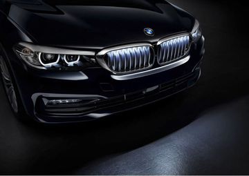 Bộ lưới tản nhiệt có thể phát sáng trên BMW Series 5