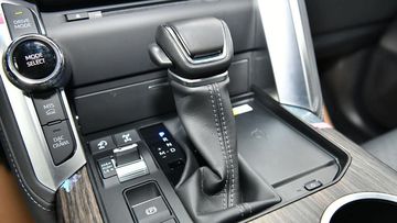 Cần số điện tử hiện đại.