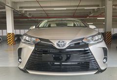 Mặt ca-lăng hình thang ngược trên Vios mang lại vẻ hầm hố, thể thao