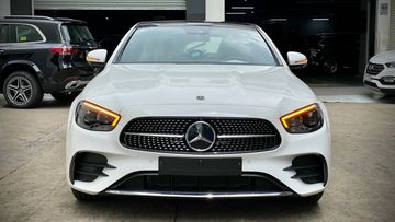 E300 AMG 2023 mang đến một tổng thể trẻ trung, thanh lịch và điềm đạm