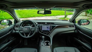 So sánh nhanh Honda Accord 2020 và Toyota Camry 2020 12 danhgiaxe.com 11 164812 153345