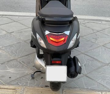 Khu vực đuôi xe Yamaha Grande 2023 nổi bật với cụm đèn hậu sử dụng công nghệ LED hiện đại