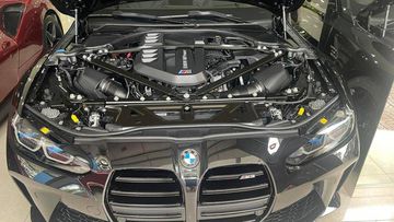 Khối động cơ xe mang đến sức vận hành mạnh mẽ cho M3