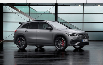 Mercedes GLA 2024 là một trong những đại diện nổi bật cho phân khúc SUV hạng sang cỡ nhỏ
