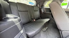 Hàng ghế thứ ba trên Everest rộng rãi cho chiều cao 1m75