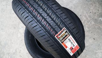 Lốp Advenza Coverer mang kiểu dáng mạnh mẽ, thể hiện bản lĩnh của người lái