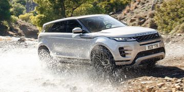 Land Rover Range Rover Evoque 2024 mang đến khả năng vận hành mạnh mẽ