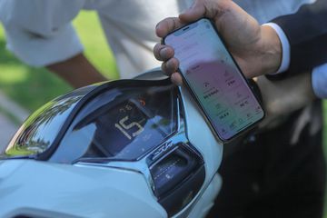 Honda SH 160i 2024 kết nối điện thoại thông minh và xe thông qua ứng dụng My Honda+