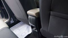 Cổng sạc 12v dành cho hàng ghế sau