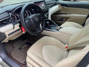 Trang bị ghế màu be của Toyota Camry 2023