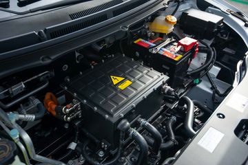 Cụm động cơ điện của VinFast VF e34 2023