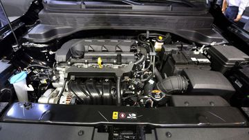  Kia Sonet 2024 cung cấp 2 lựa chọn hộp số bao gồm hộp số sàn 6 cấp hoặc hộp số tự động vô cấp CVT Smartstream IVT