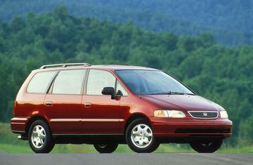 Honda Odyssey phiên bản đầu tiên ra mắt năm 1995