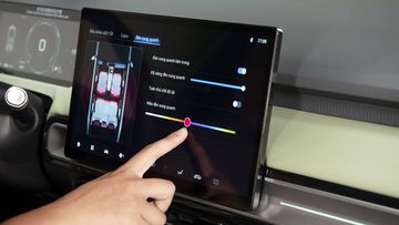 Khoang lái AION Y Plus 2025 trở nên giàu cảm xúc với tùy chọn 32 màu sắc viền nội thất