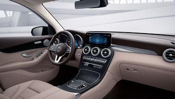 Nội thất xe sang trọng, bắt mắt và đầy tính thể thao