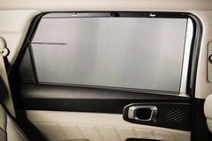 Rèm che nắng ở hàng ghế thứ 2 KIA Sorento 2021