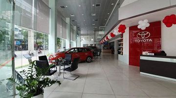 Không gian trưng bày của Toyota Thăng Long