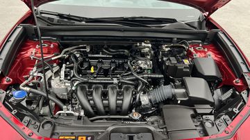 Cả 2 phiên bản sử dụng chung khối động cơ SkyActiv-G I-4 dung tích 2.0L