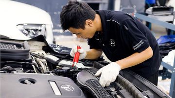 Đội ngũ nhân viên bảo dưỡng nhiều kinh nghiệm tại Mercedes-Benz Haxaco Điện Biên Phủ