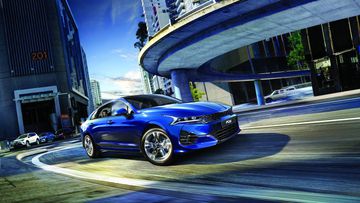 KIA K5 2022 có thiết kế thể thao, trẻ trung và giá bán cạnh tranh nhất phân khúc
