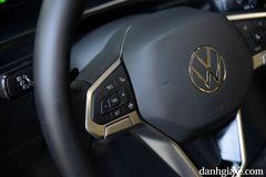Vô lăng Volkswagen Tiguan 2023 tích hợp điều khiển hành trình cruise control