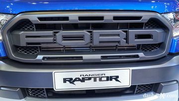 VMS 2018 Danh gia so bo xe Ford Ranger Raptor 2019