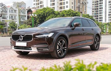Volvo V90 được trang bị động cơ mạnh mẽ, thuộc phân khúc 7 chỗ hạng sang