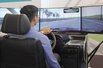 Học viên sẽ học trên cabin tập lái.