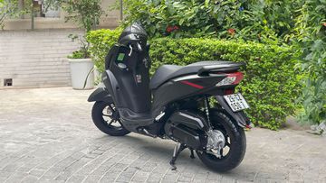 Thân xe Yamaha FreeGo 2024 được tạo hình sắc nét và nhỏ gọn